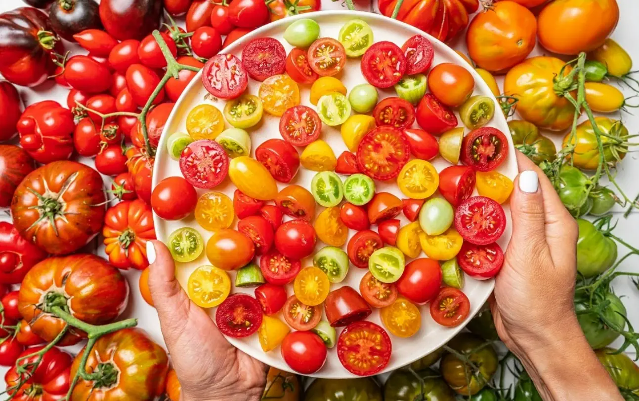 Кому шкодять помідори